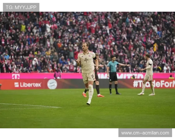 凯恩凌空推射破网，拜仁继续统治赛场